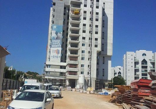Danya cebus - Yehuda Towers - Image 3