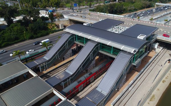 Danya Cebus - Savidor Center Train Station - image 1